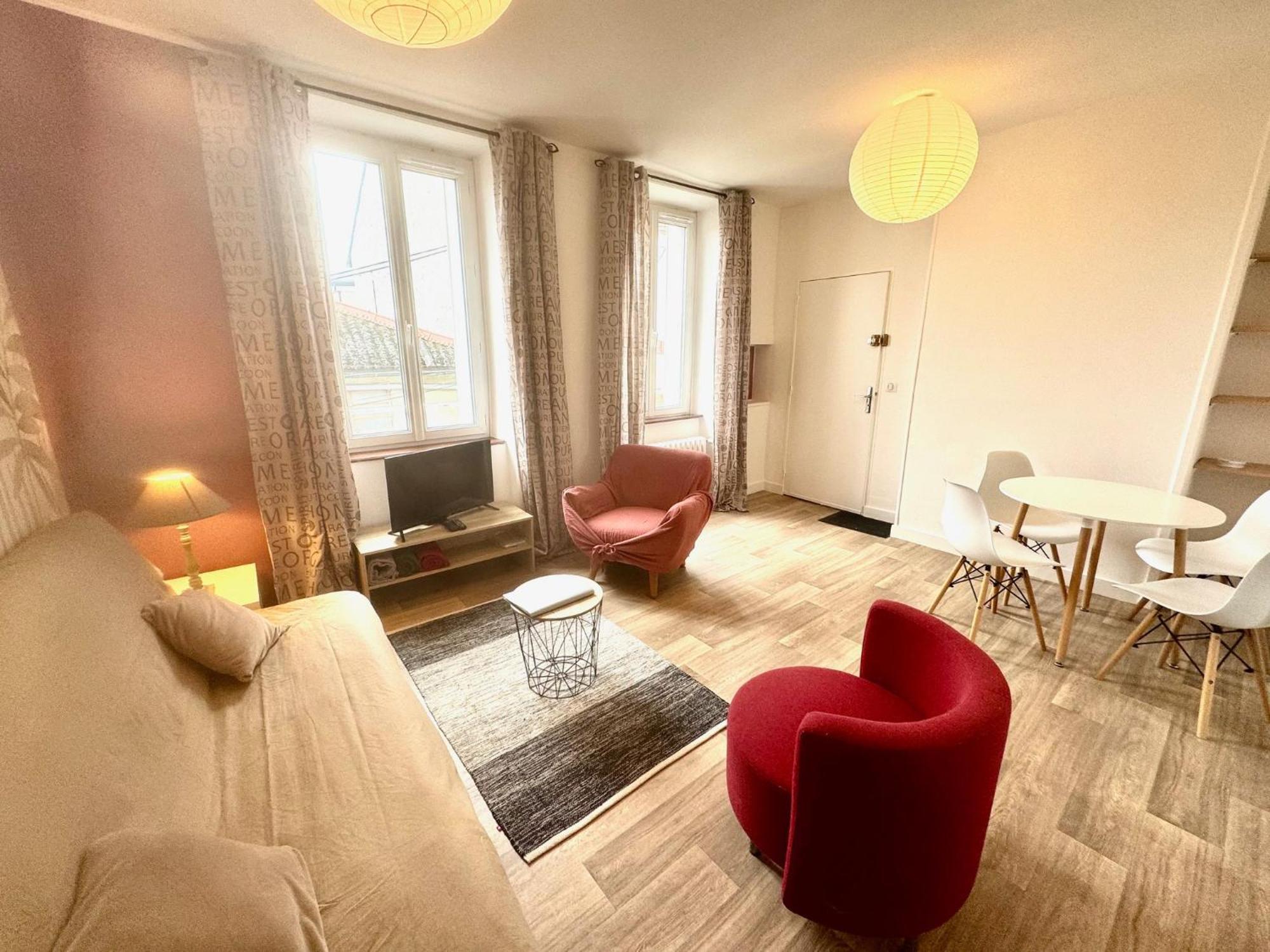 Le Clos Des Baleines 2 Limoges Dış mekan fotoğraf