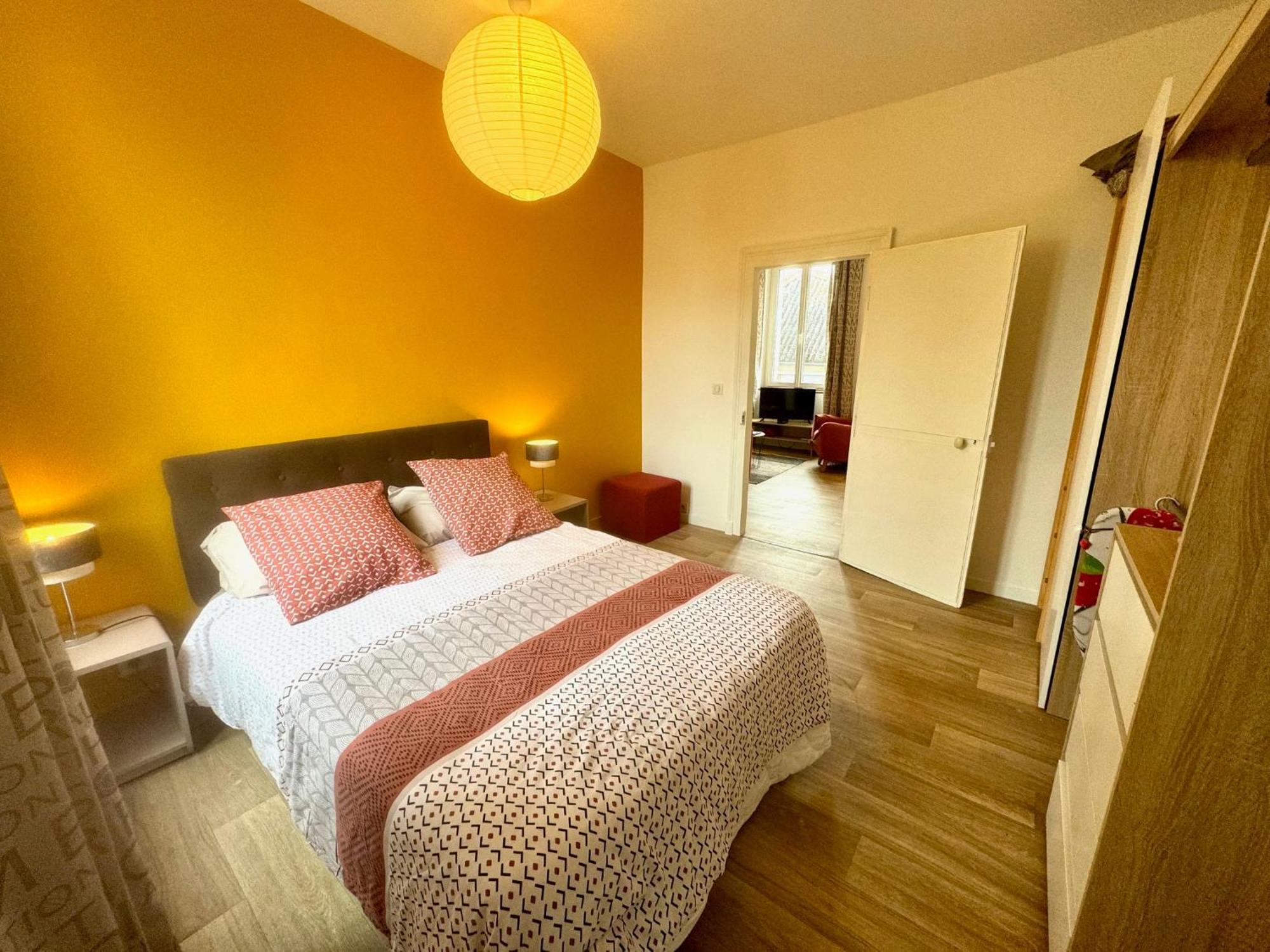 Le Clos Des Baleines 2 Limoges Dış mekan fotoğraf